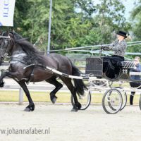 DK Auckje fan 'e Alde Ryd (v. Tsjalke 397) met Anke Kuppens 2261